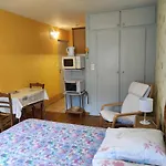 L'alexandra 2 Etoiles Bourbonne-les-Bains