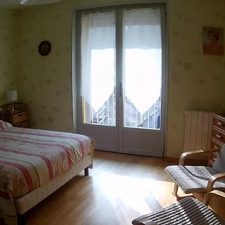 L'alexandra 2 Etoiles Bourbonne-les-Bains