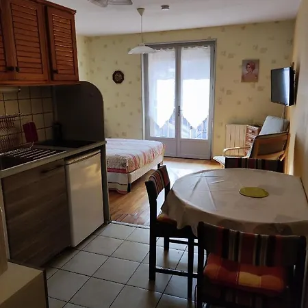 L'alexandra 2 Etoiles * Bourbonne-les-Bains