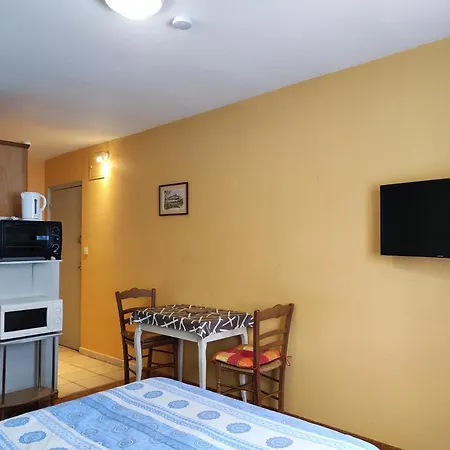 L'alexandra 2 Etoiles Апартаменты Бурбонн-ле-Бен