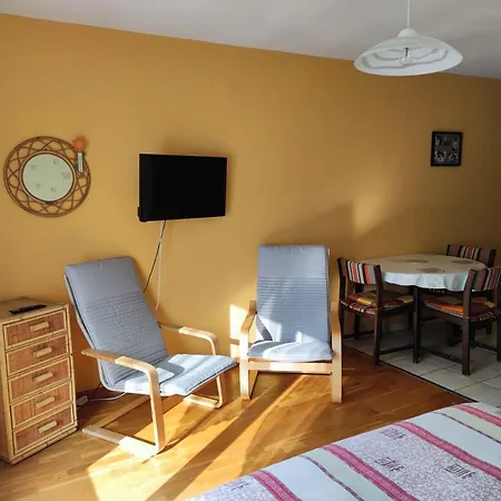 L'alexandra 2 Etoiles Апартаменты *