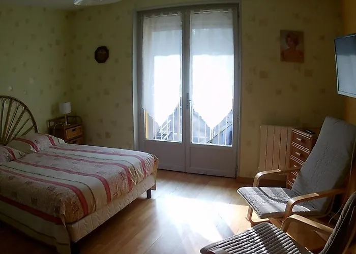 L'alexandra 2 Etoiles Bourbonne-les-Bains